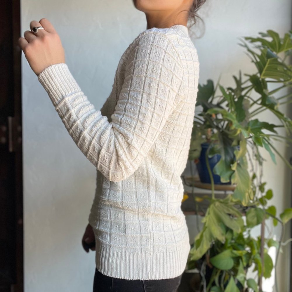 🏷 Sold | Spire White Knit Sweater - Picture 4 of 8